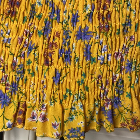 ❤️‍🔥5/20$ Women’s Summer☀️Yellow Floral Rouged Short Sleeve Cropped Top - Picture 5 of 6